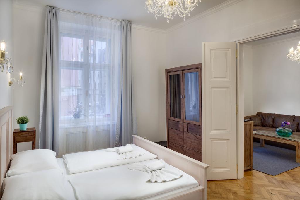 Dusni - Old Town Apartment Prag Eksteriør billede